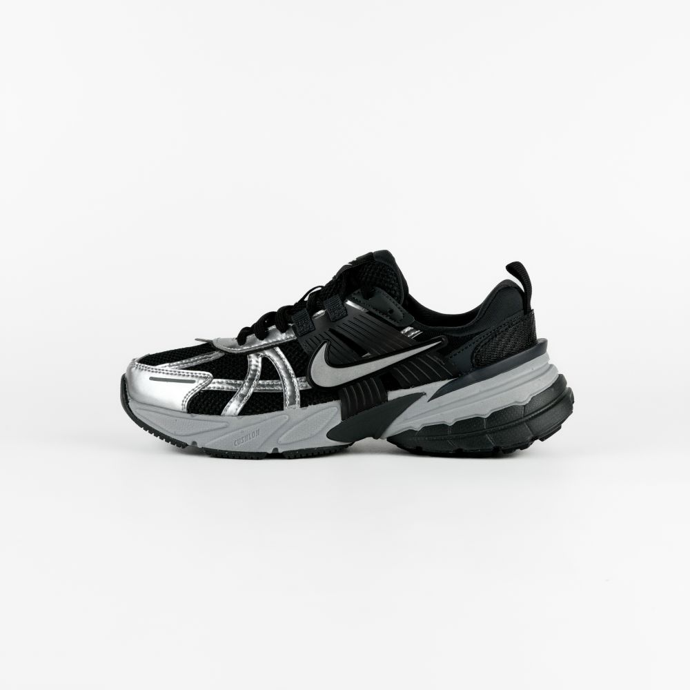 Кросівки жіночі Nike V2k Run (FD0736-005)