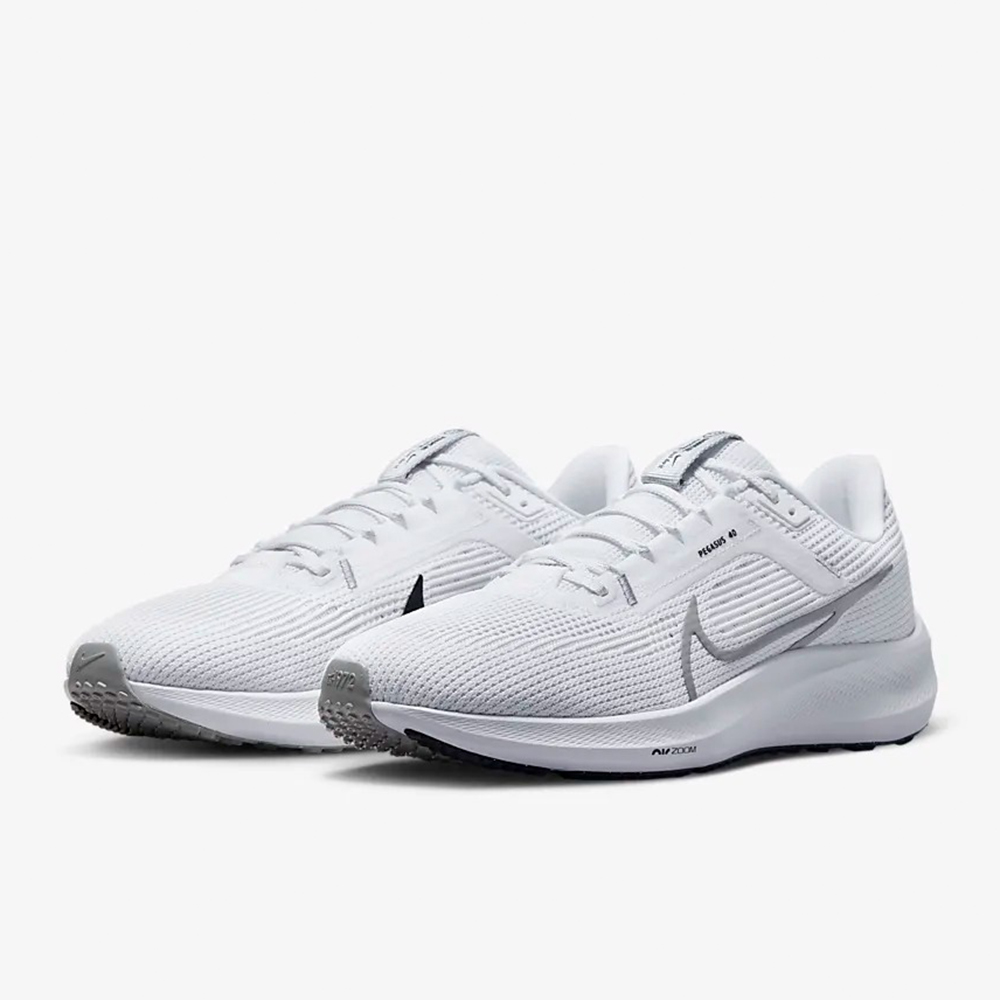 Кросівки для бігу жіночі Nike Pegasus 40 (DV3854-101)