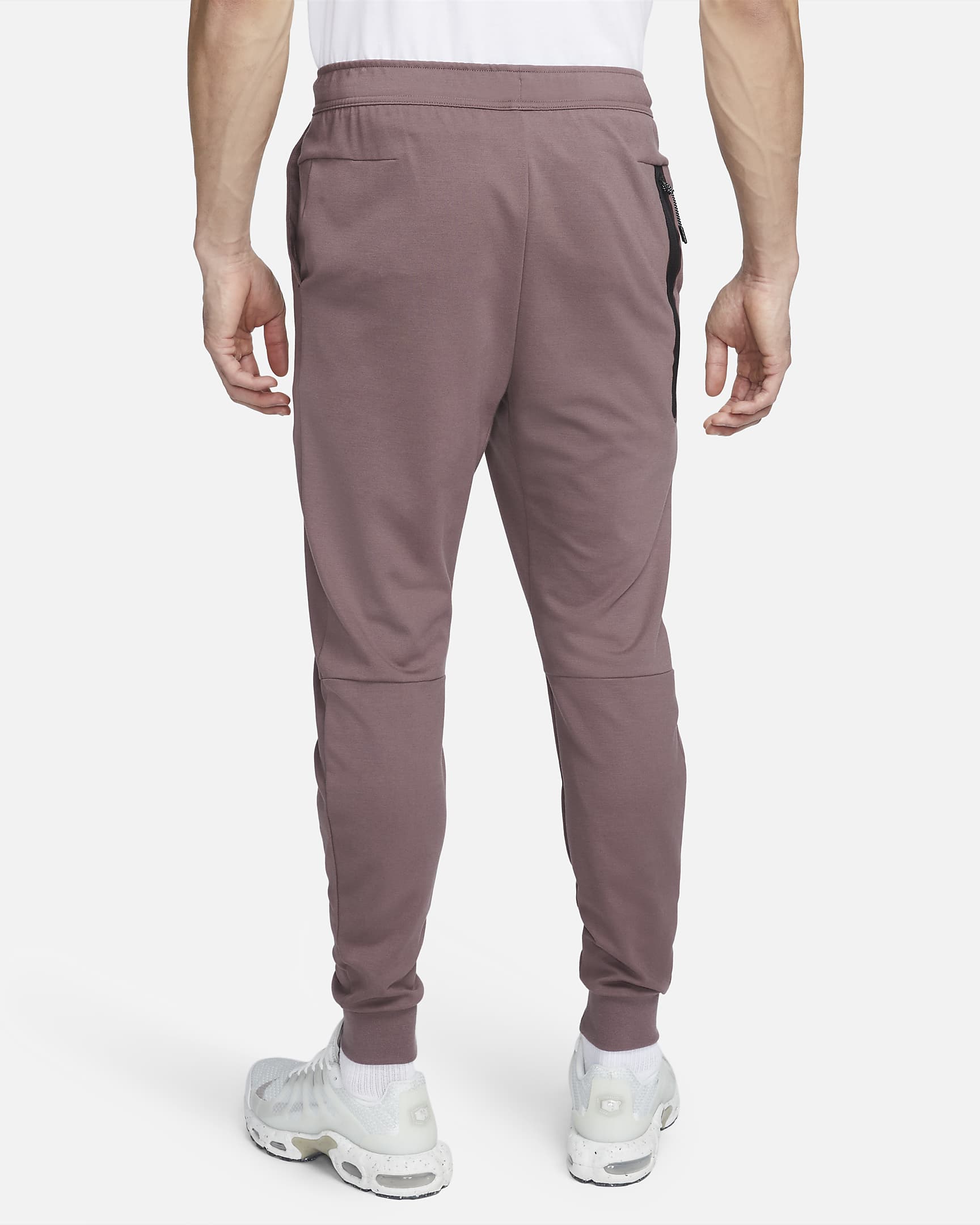 Брюки чоловічі Nike Sportswear Tech Fleece Lightweight Slim-Fit Jogger Tracksuit Bottoms (DX0826-291)