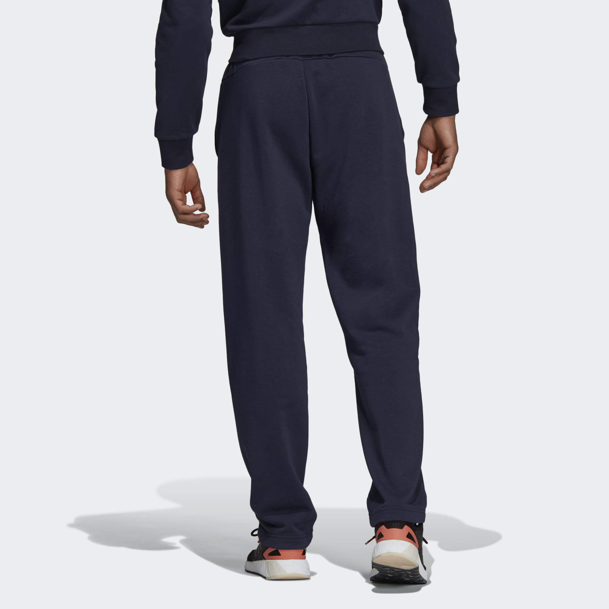 Брюки чоловічі Adidas Essentials (DX3685)