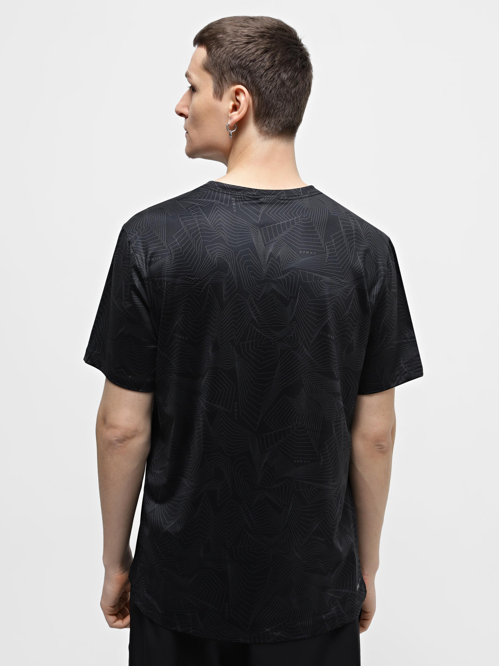 Футболка чоловіча Nike Air Max Performance (FV5596-010)