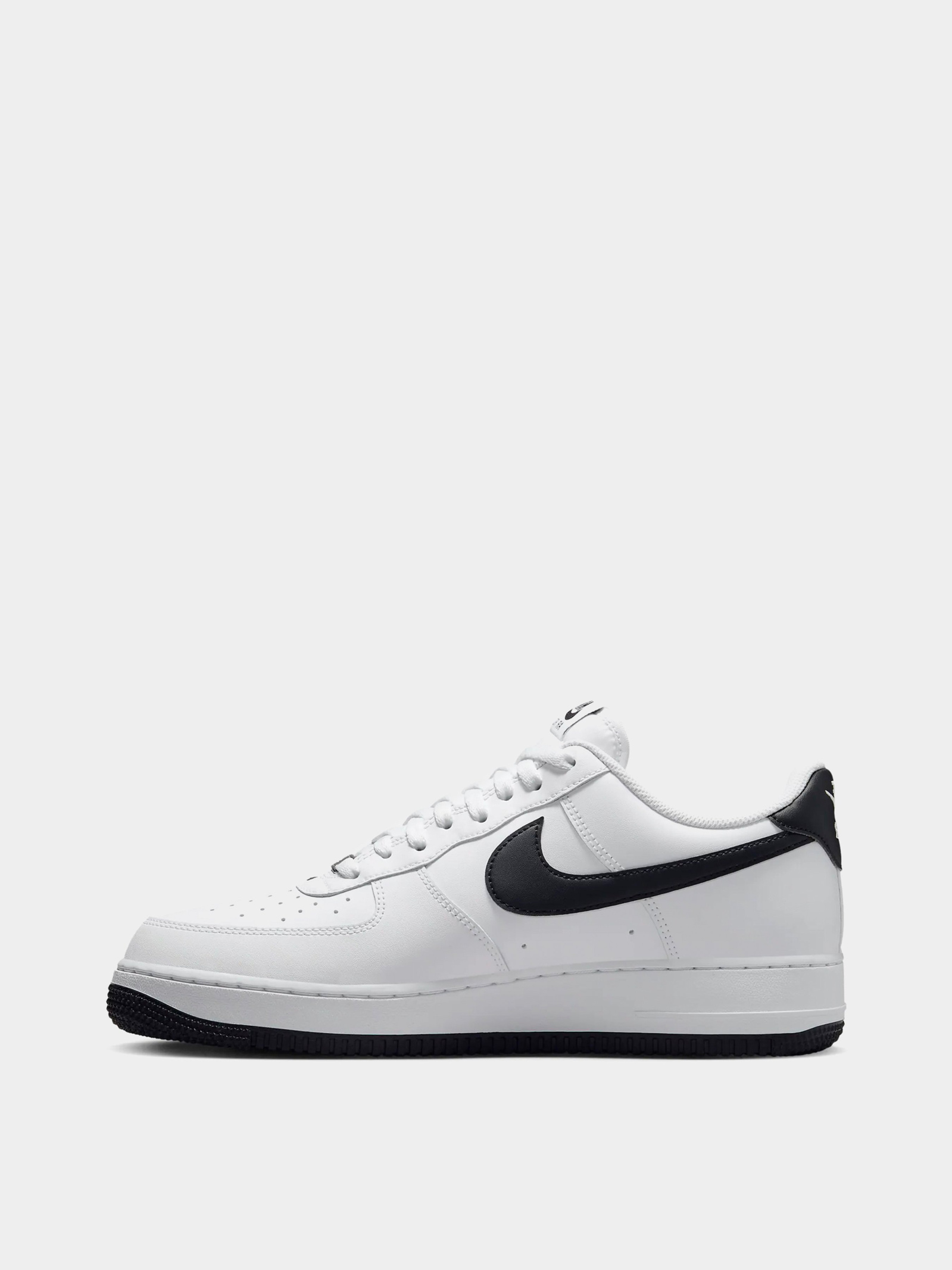 Кросівки чоловічі Nike Air Force 1 '07 (FQ4296-101)