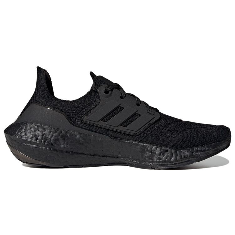Кросівки для бігу жіночі Adidas Ultraboost 22 Triple (GX5587)