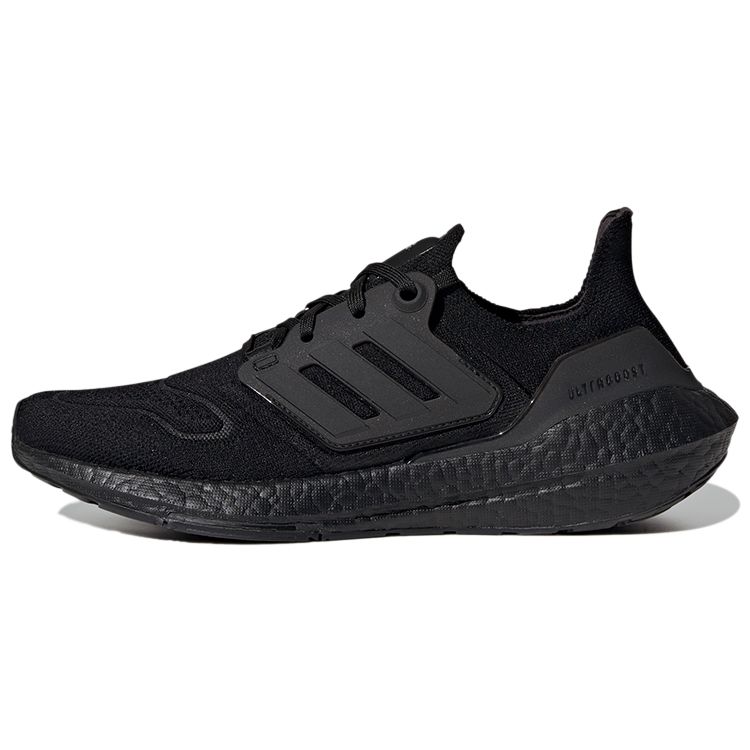 Кросівки для бігу жіночі Adidas Ultraboost 22 Triple (GX5587)