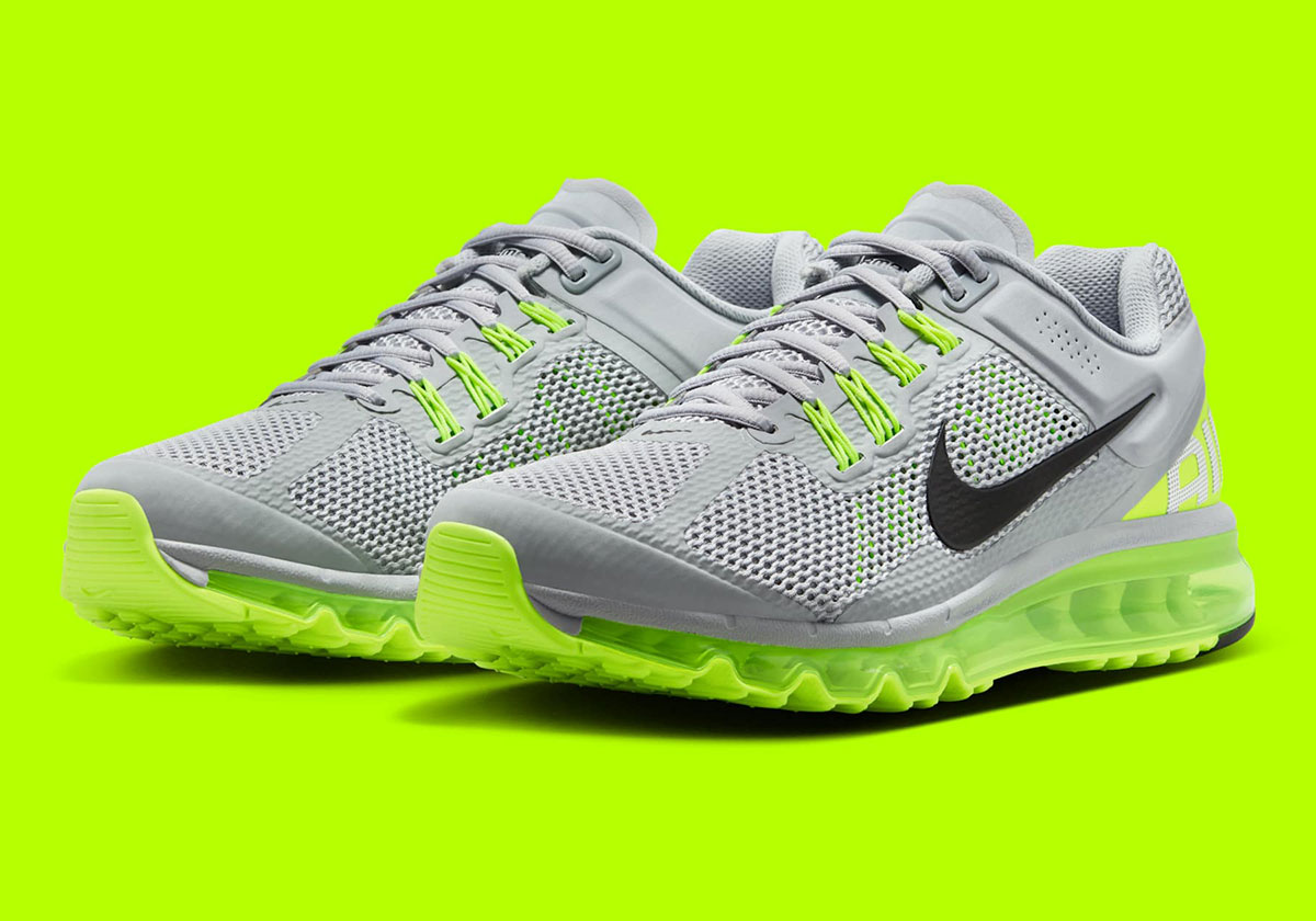 Кросівки чоловічі Nike Air Max 2013 (HF3660-003)