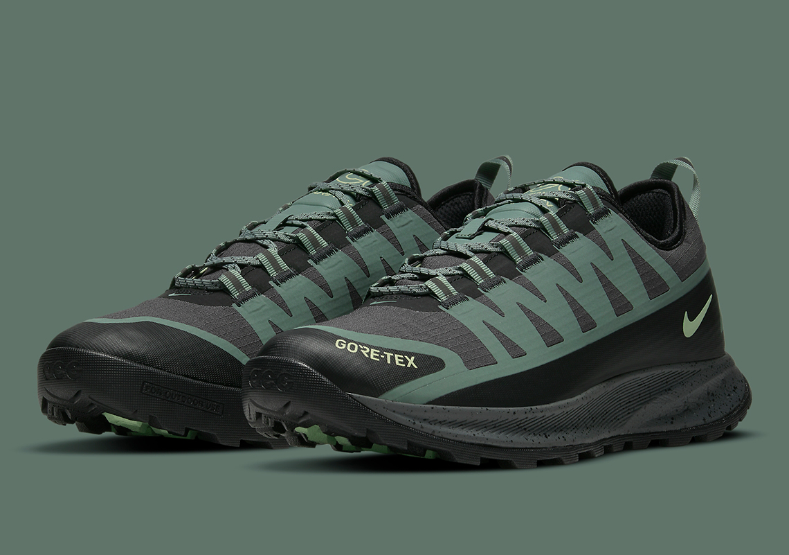 Кросівки чоловічі Nike Acg Air Nasu Gore-Tex Clay (CW6020-300)