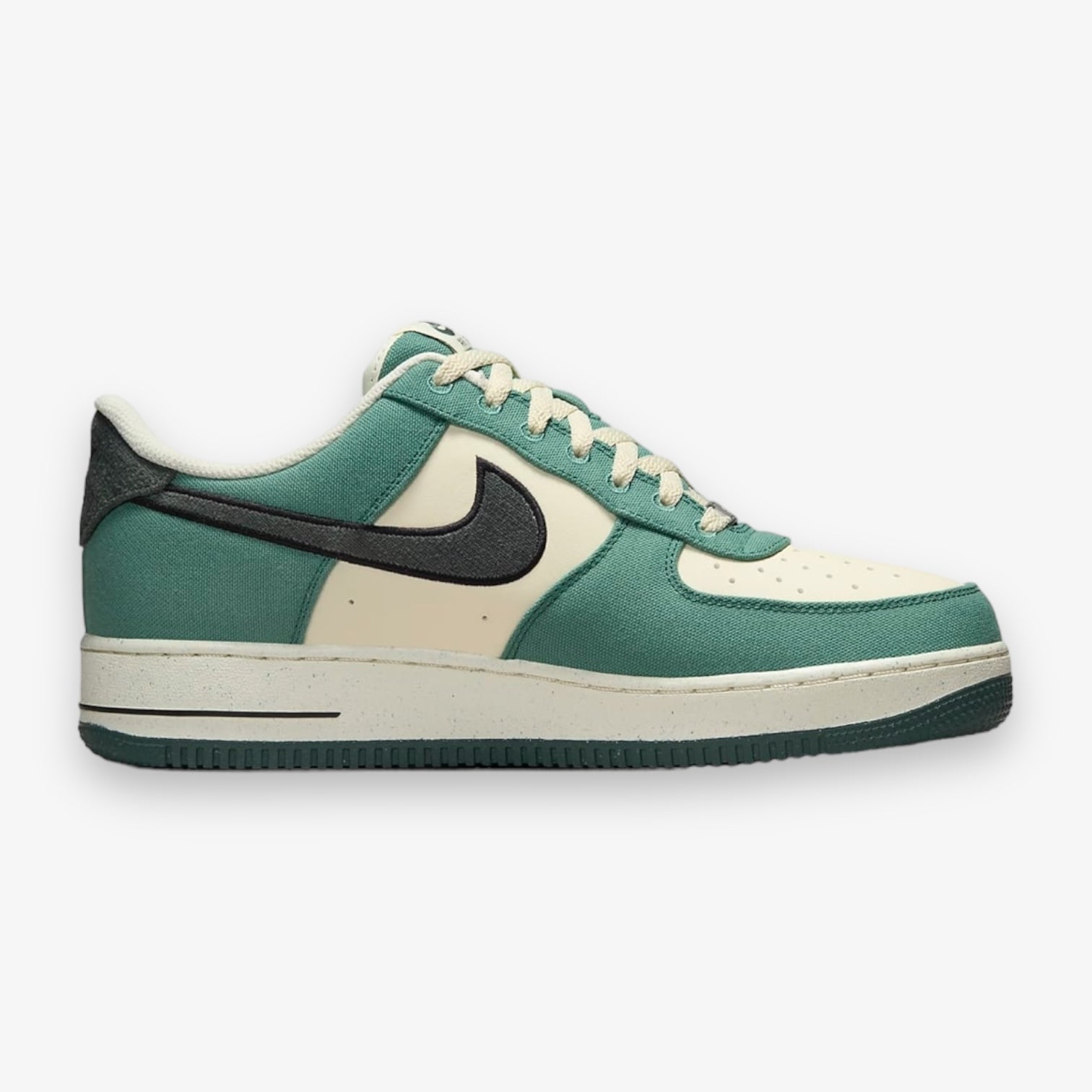 Кросівки чоловічі Nike Air Force 1 '07 Lv8 1 (FQ8713-100)