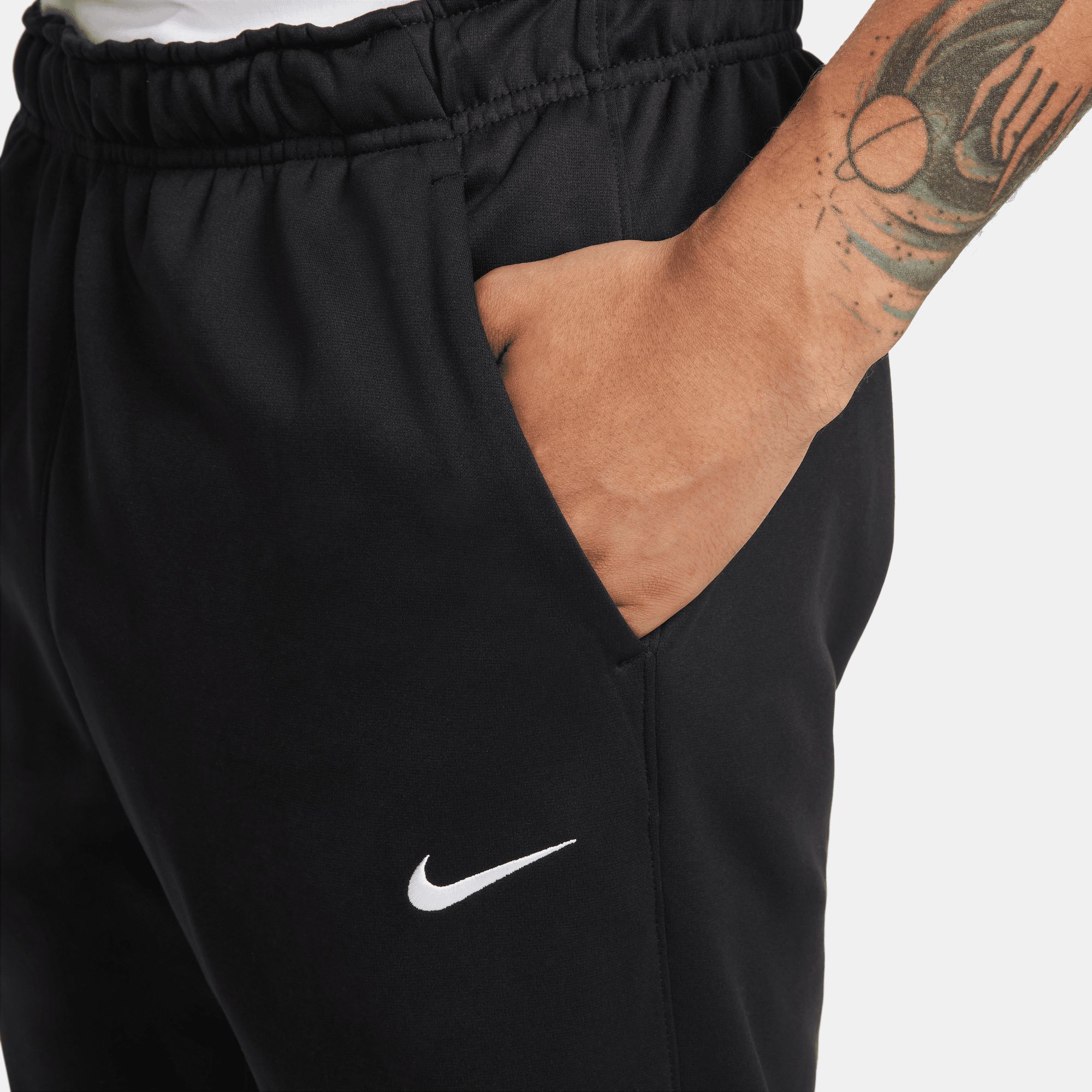 Брюки чоловічі Nike Therma-Fit Tapered Pant (DQ5405-010)