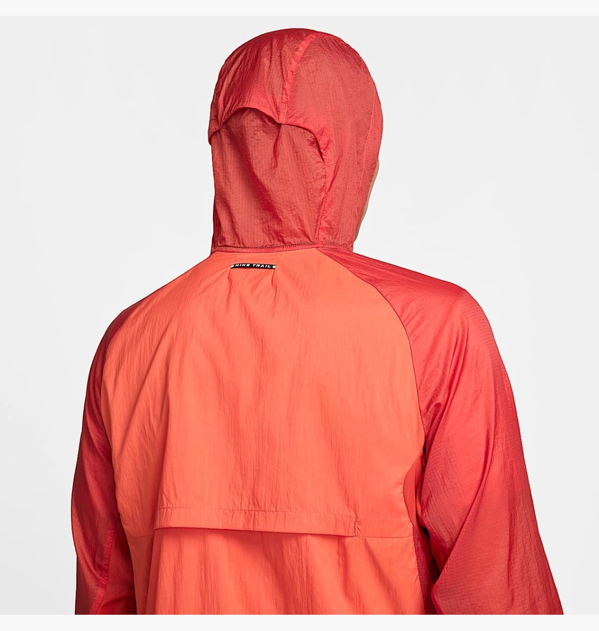 Вітровка чоловіча Nike Trail Aireez Orange (FN4002-846)