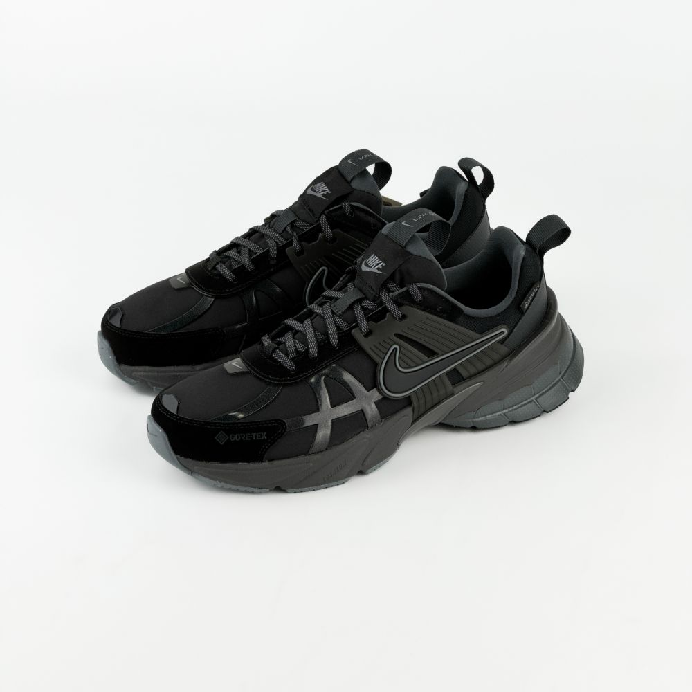 Кросівки для бігу жіночі Nike V2k Run Gore-Tex (FZ2622-001)