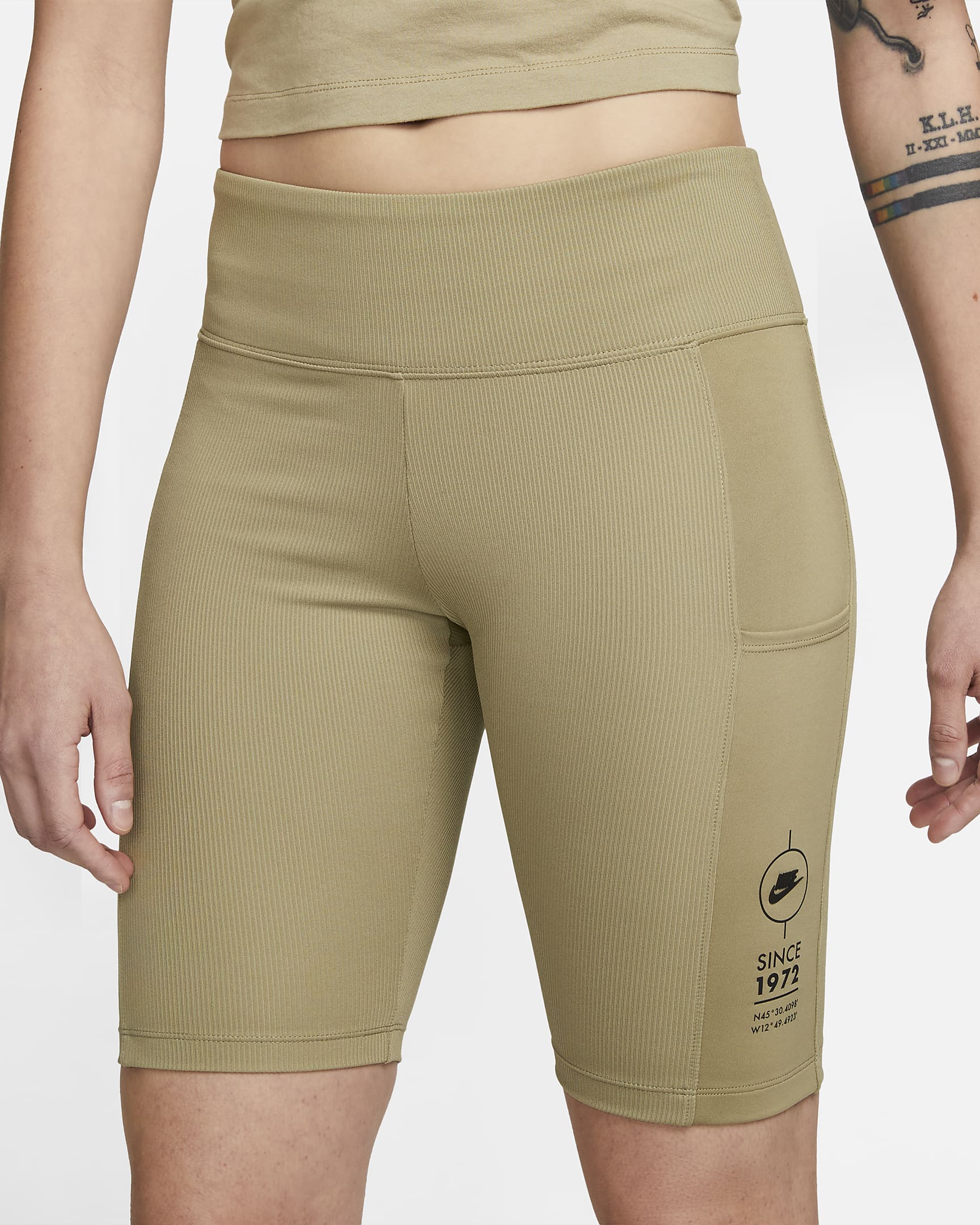 Шорти жіночі Nike Nsw Tight Short Rib Su (FJ4876-276)