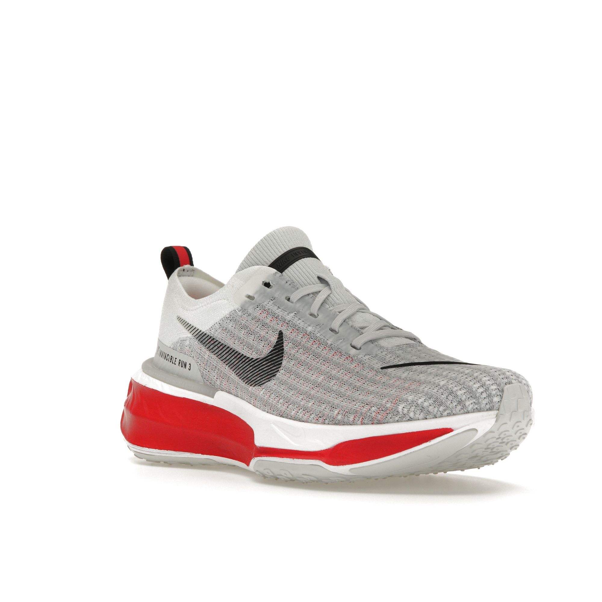 Кросівки для бігу жіночі Nike Zoomx Invincible Run Flyknit 3 (DR2615-102)