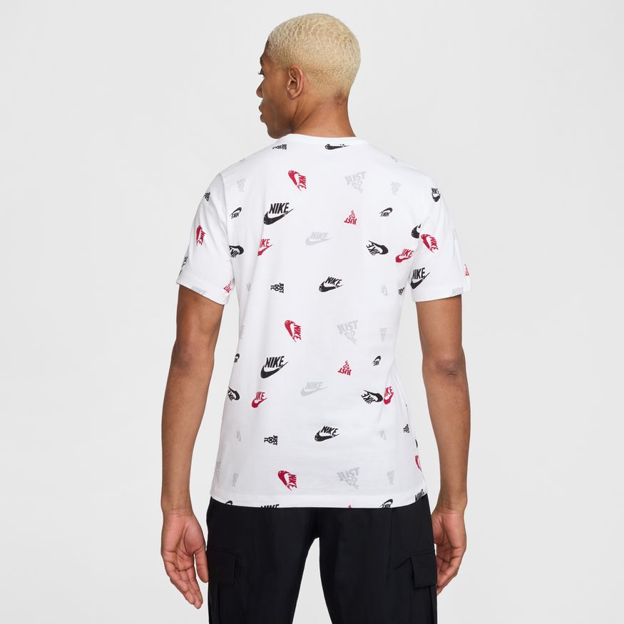 Футболка чоловіча Nike Sportswear (HJ0561-100)