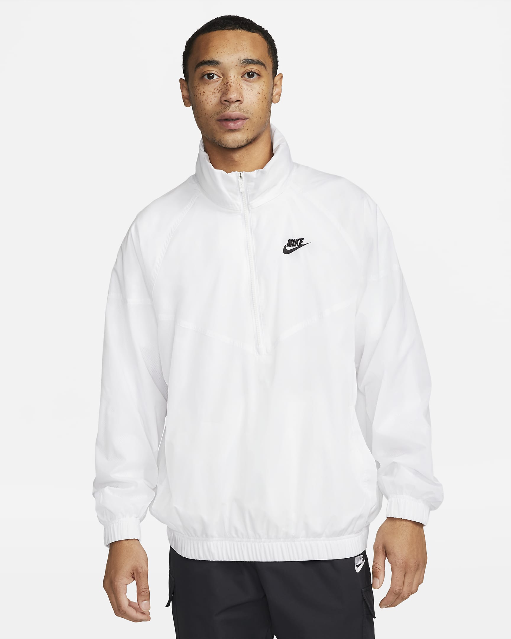Вітровка чоловіча Nike Sportswear Windrunner Men's Unlined Woven (DQ4910-100)