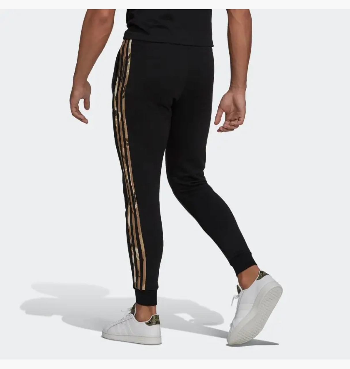 Брюки чоловічі Adidas Essentials Fleece Camo-Print (GV2125)