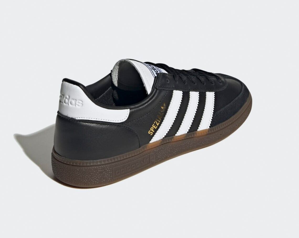 Кросівки чоловічі Adidas Handball Spezial (IE3402)