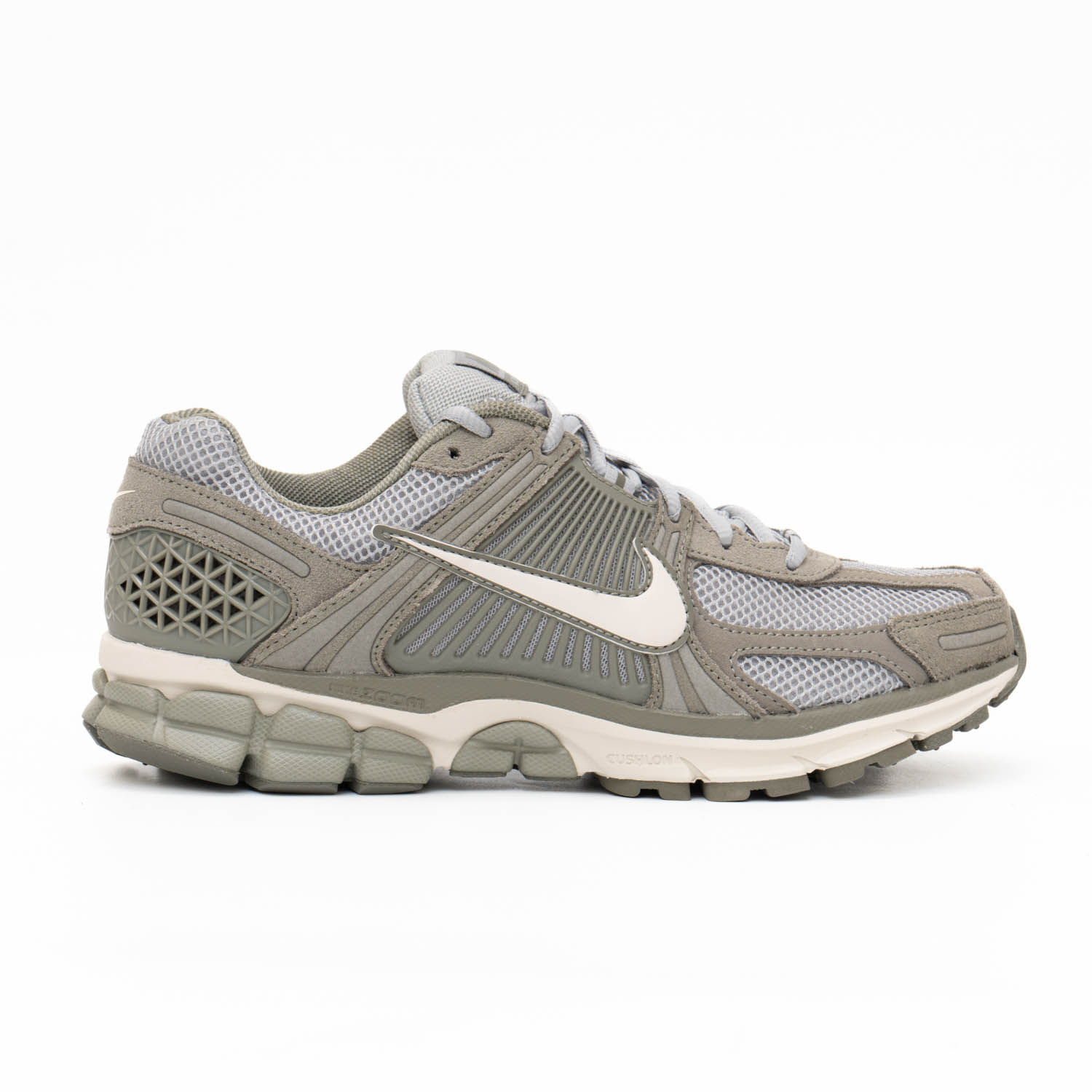 Кросівки чоловічі Nike Zoom Vomero 5 (HF1553-002)