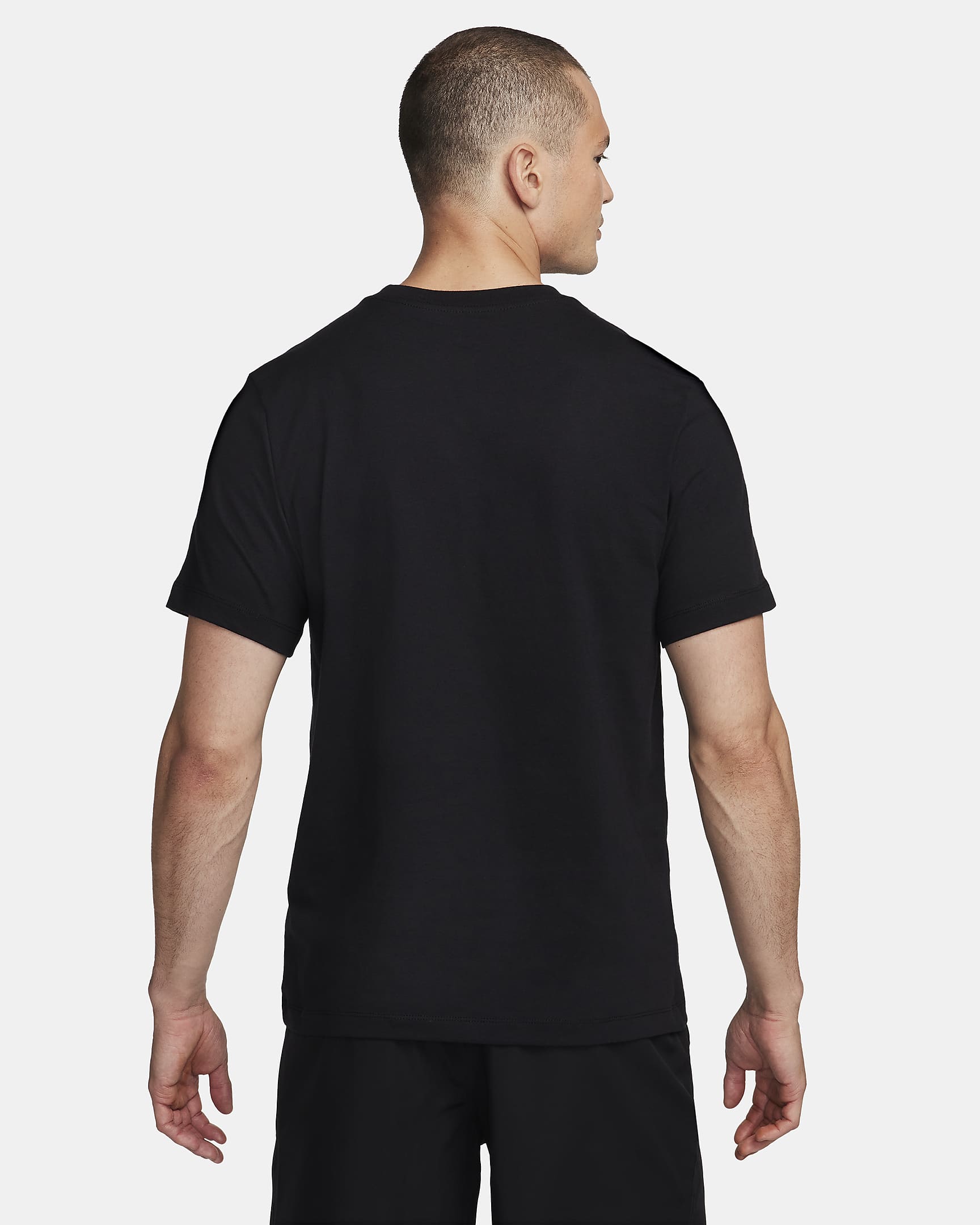 Футболка чоловіча Nike Fitness T-Shirt (FQ3899-010)