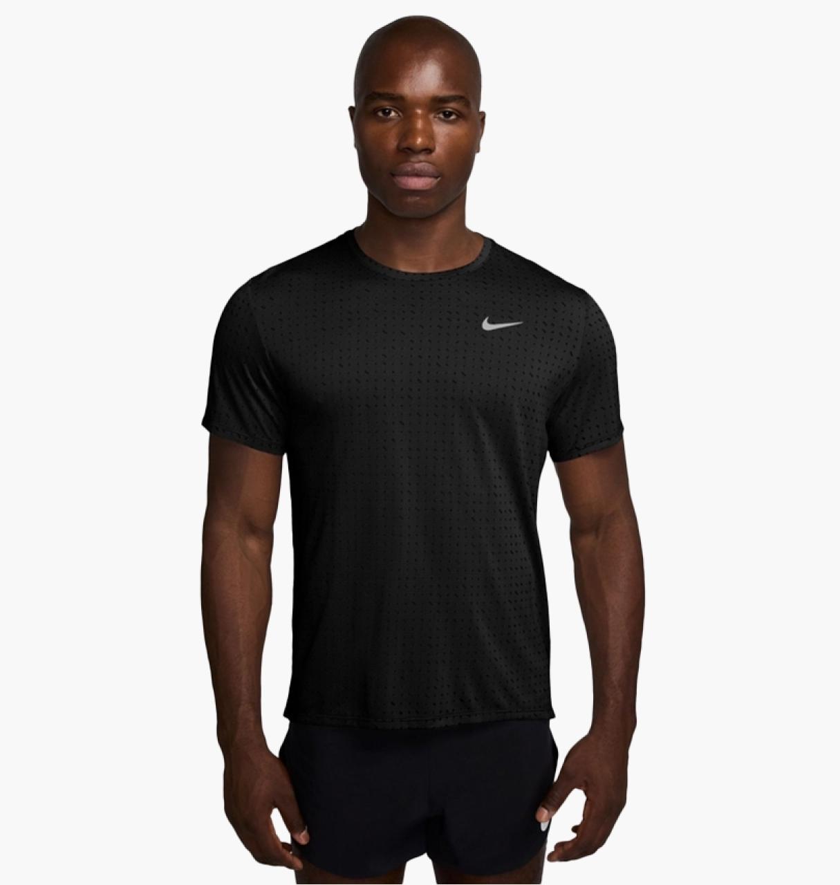 Футболка чоловіча Nike Miler Breathe Dri-Fit Short-Sleeve Running Top (HJ4181-010)