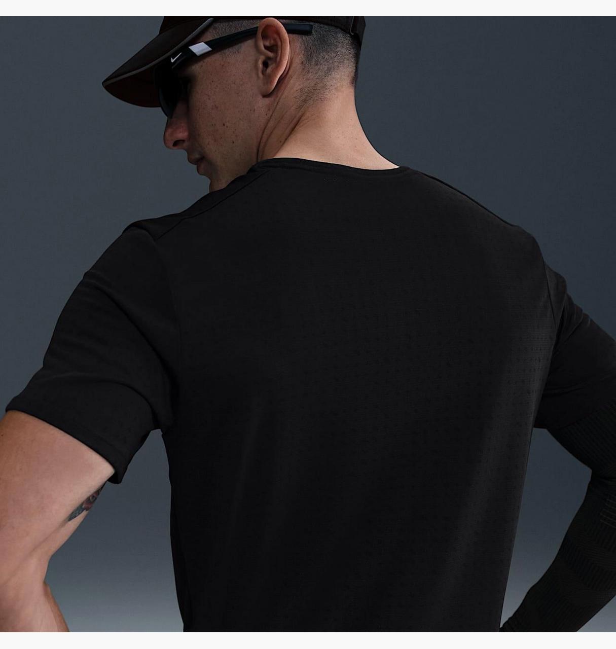 Футболка чоловіча Nike Miler Breathe Dri-Fit Short-Sleeve Running Top (HJ4181-010)