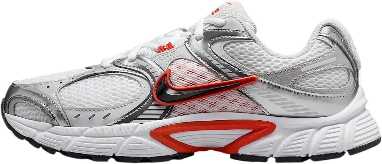 Кросівки жіночі Nike V5 Rnr (HQ7901-100)