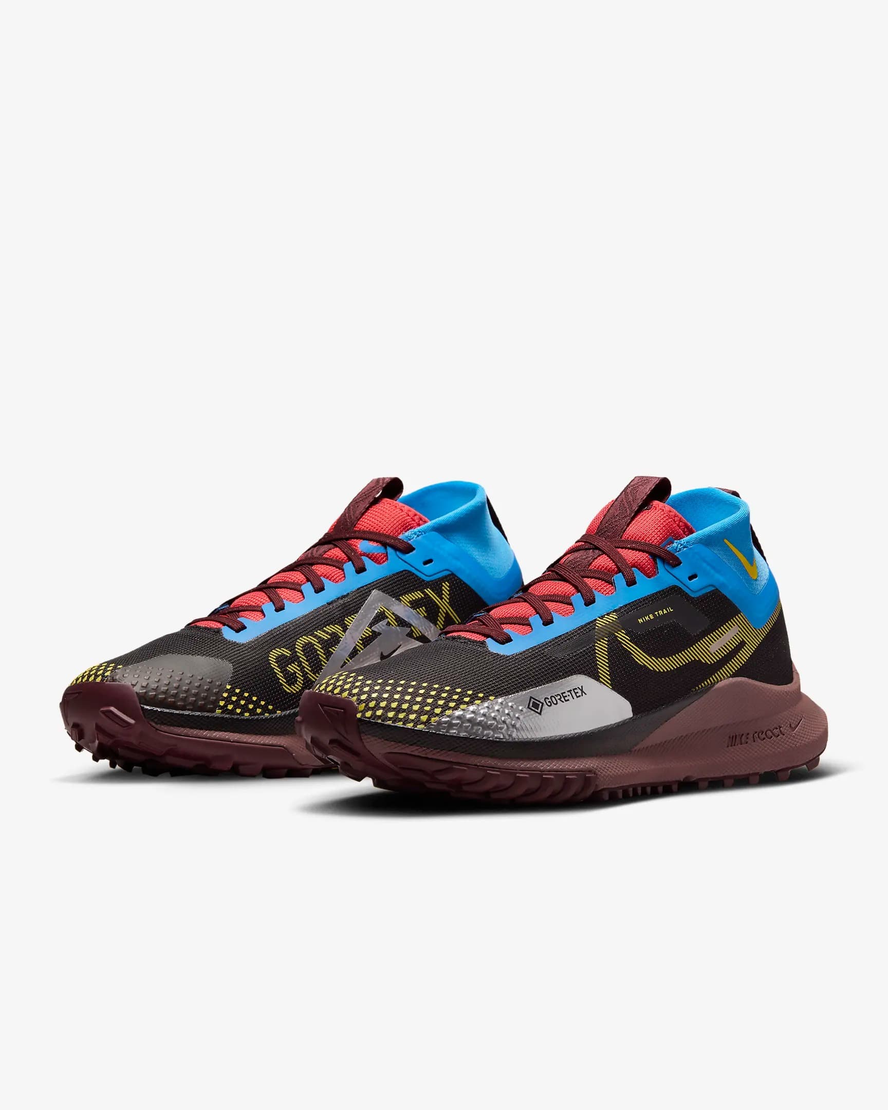 Трейлові кросівки для бігу жіночі Nike React Pegasus Trail 4 Gtx (DJ7929-003)